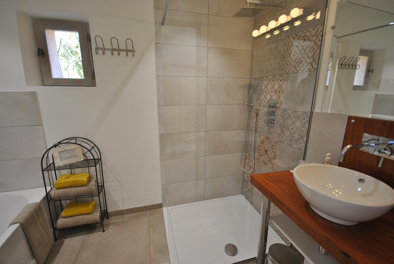B&B La Badelle Gordes Exterior photo